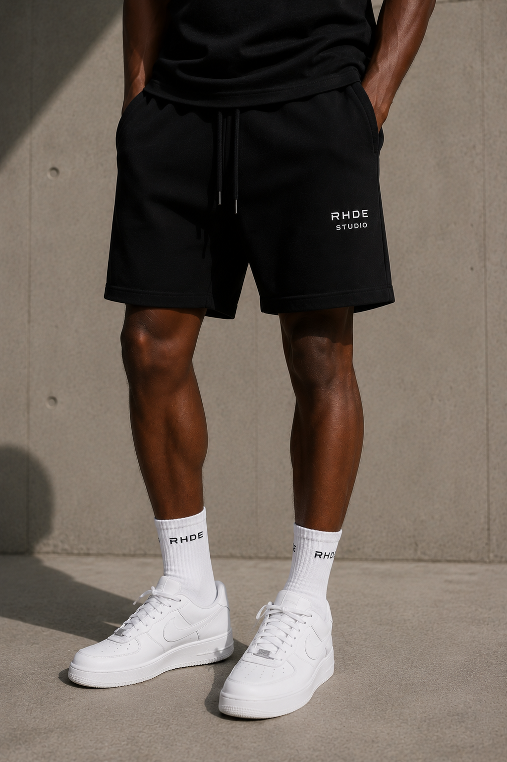 STUDIO SHORTS